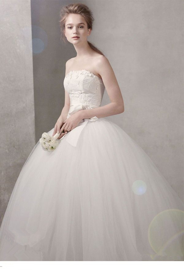 最新款婚紗照，愛的綻放與友情的紐帶時光紀(jì)念冊